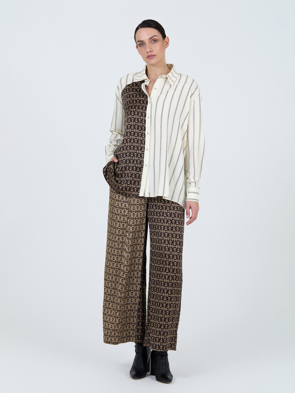 Printed satin trousers