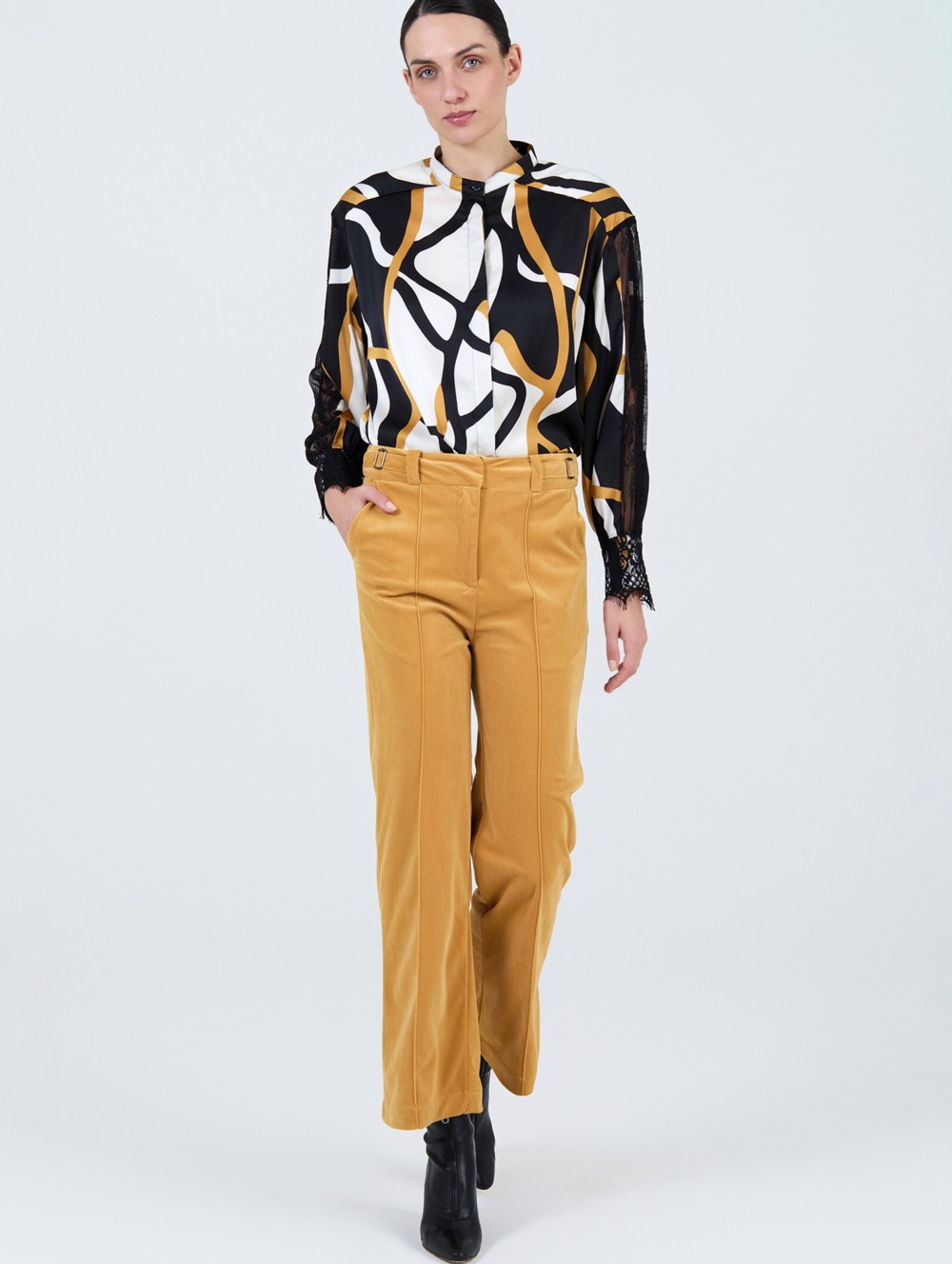 Pantalón pana recto 2