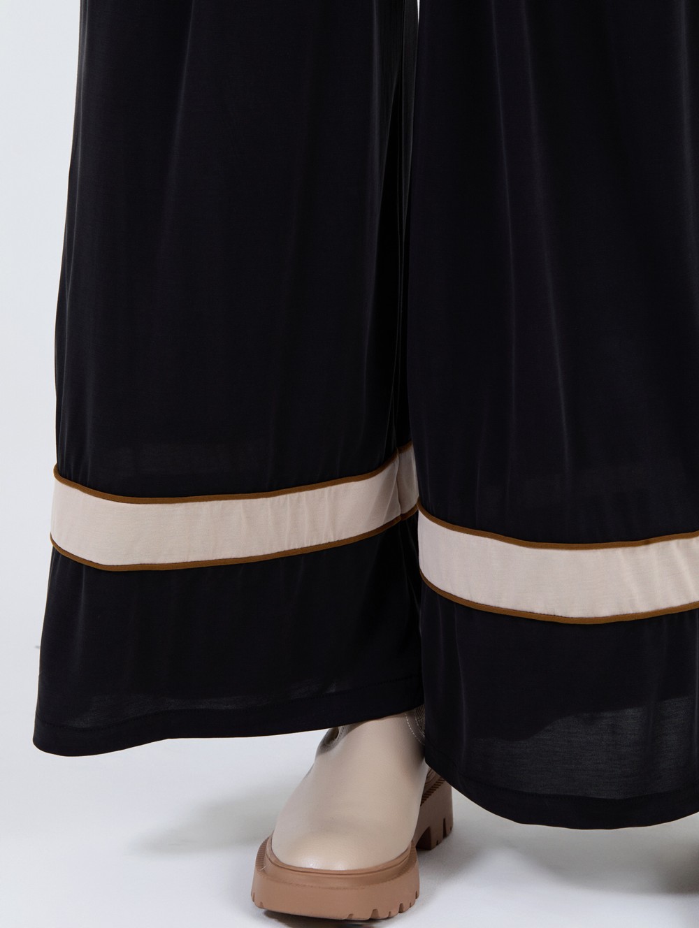 Pantalón modal contraste 4