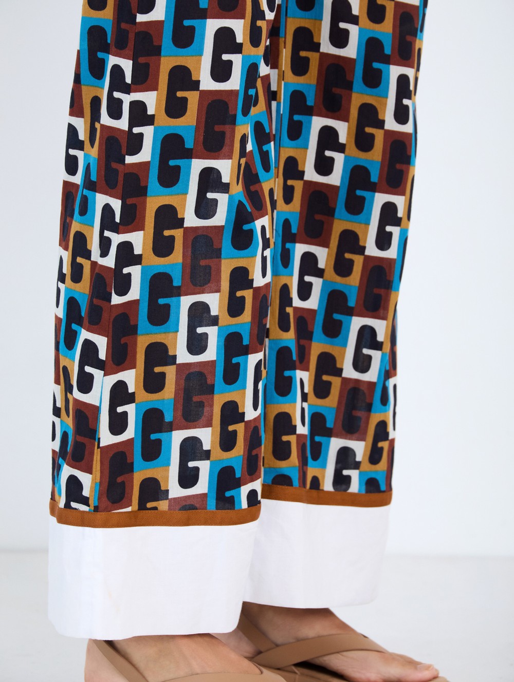 Retro print trousers