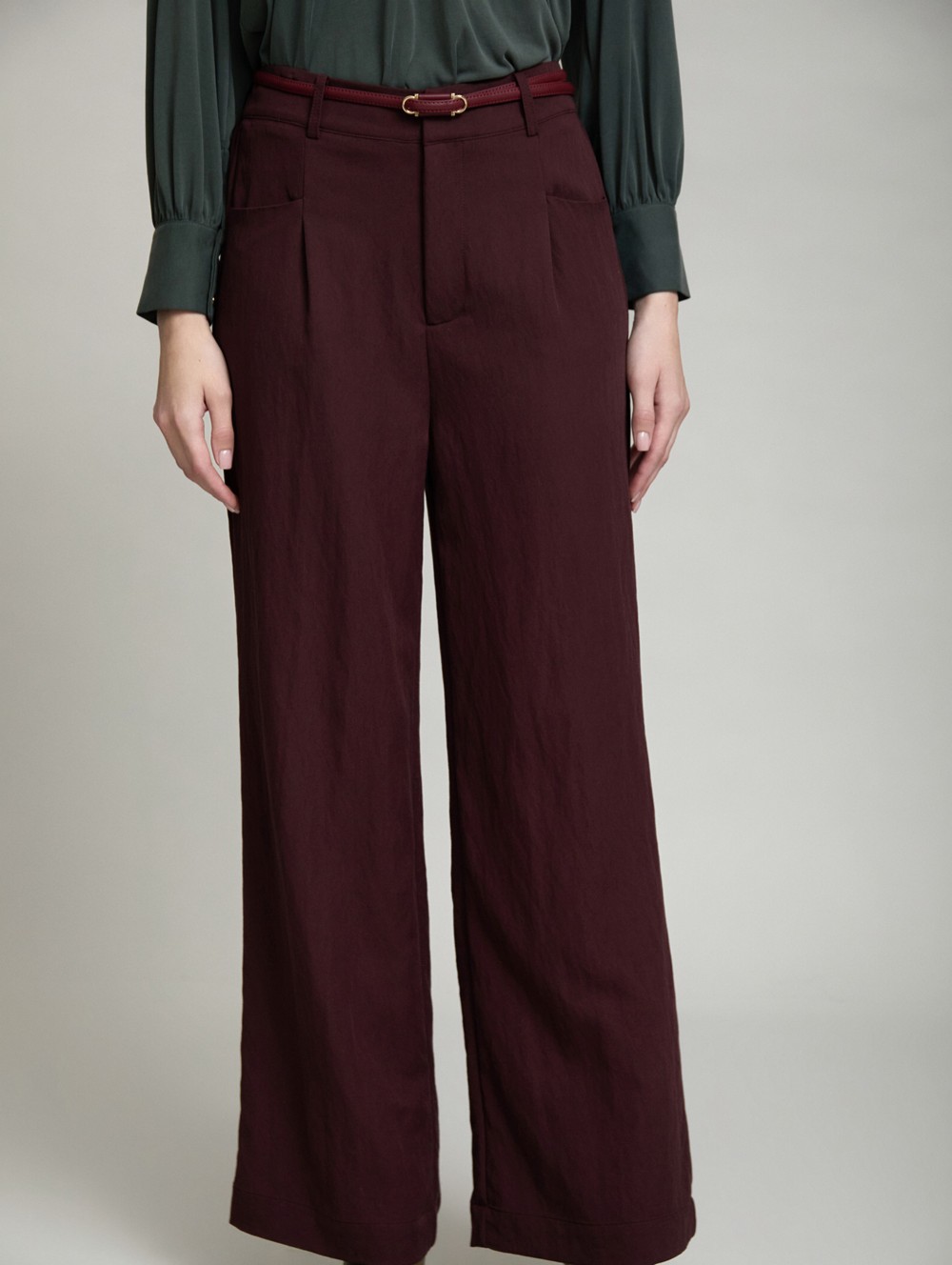 Fluid twill trousers