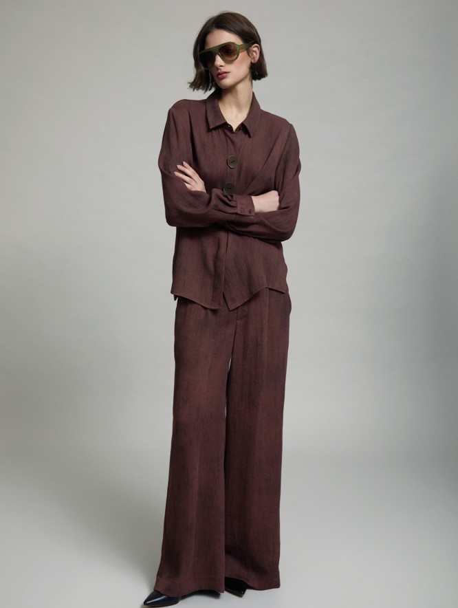 Button detail trousers
