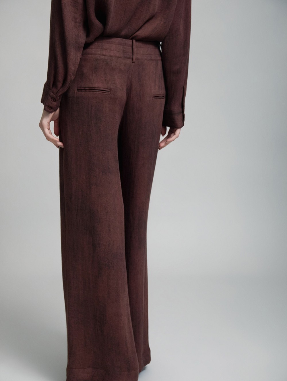 Button detail trousers