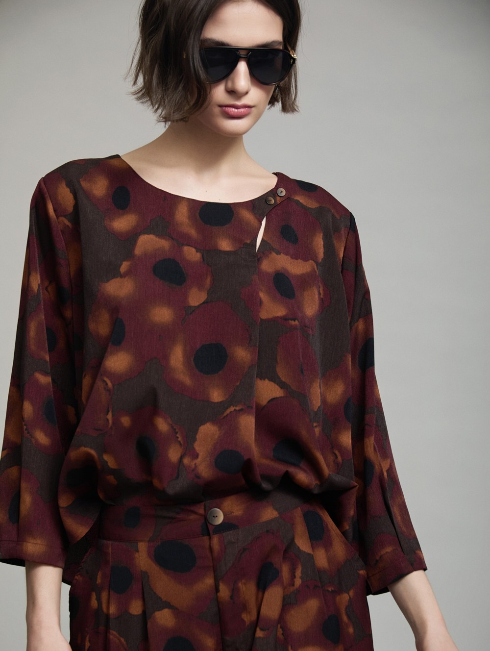 Printed blouse with collar detail