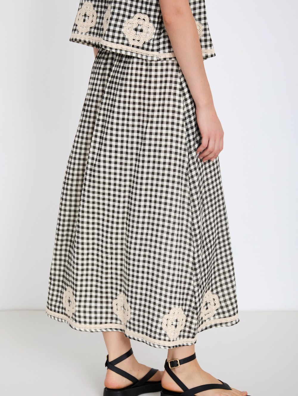 Gingham Skirt with Embroidery