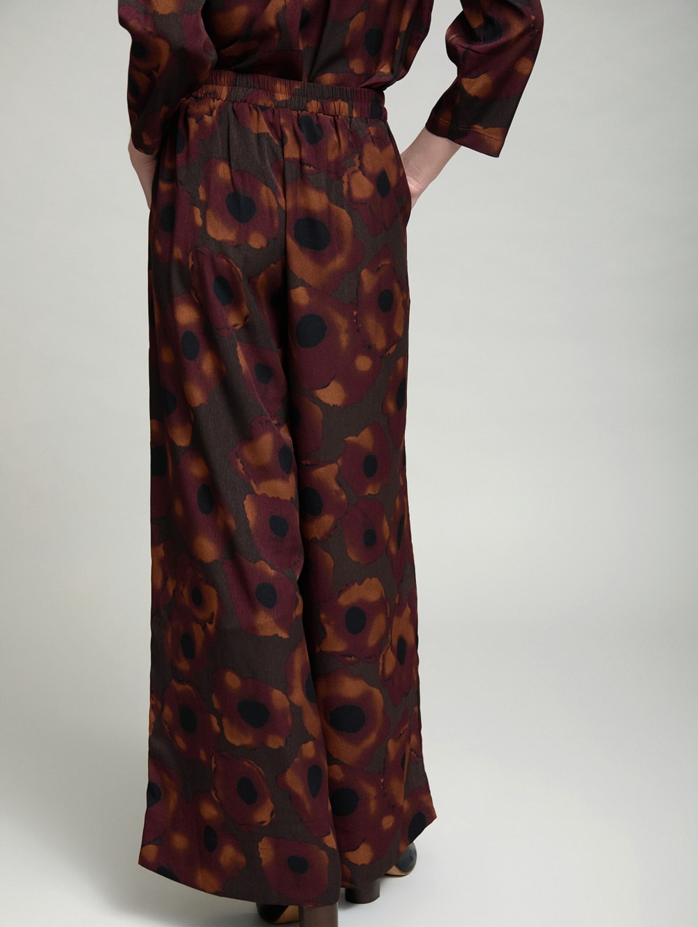 Palazzo trousers abstract print
