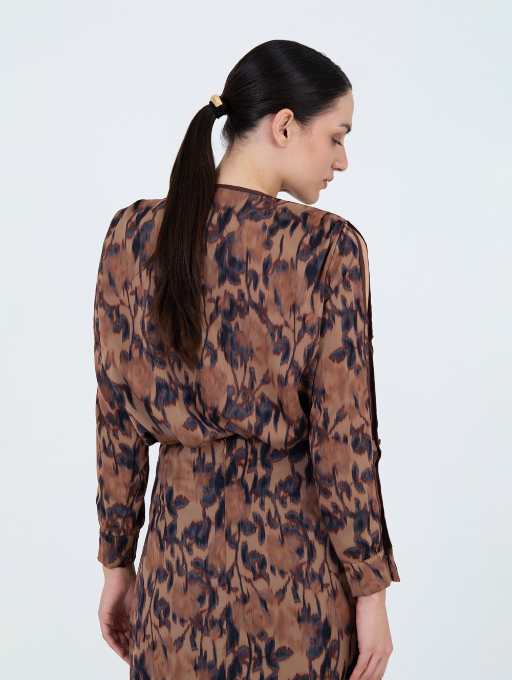 Blouse à manches fendues 4