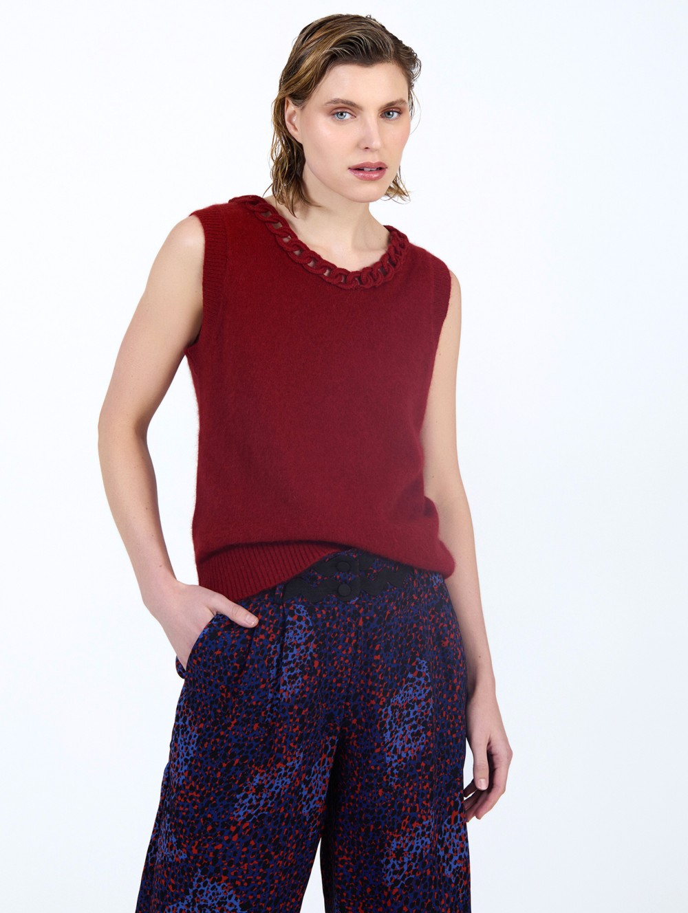 Chain neckline angora top 1