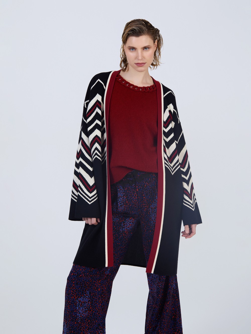 Chain neckline angora top 3