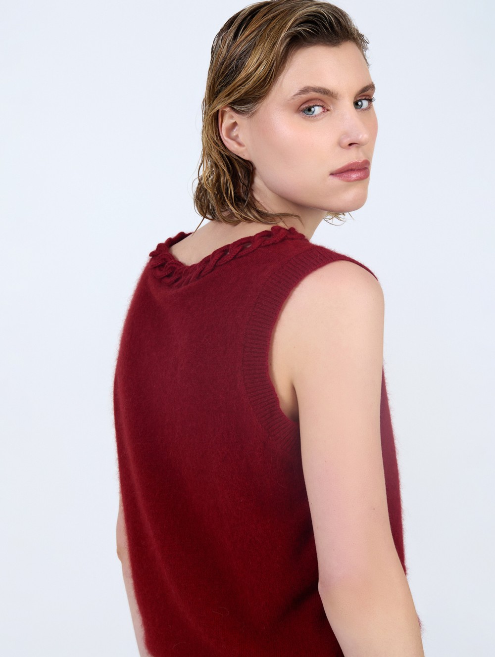 Chain neckline angora top 5