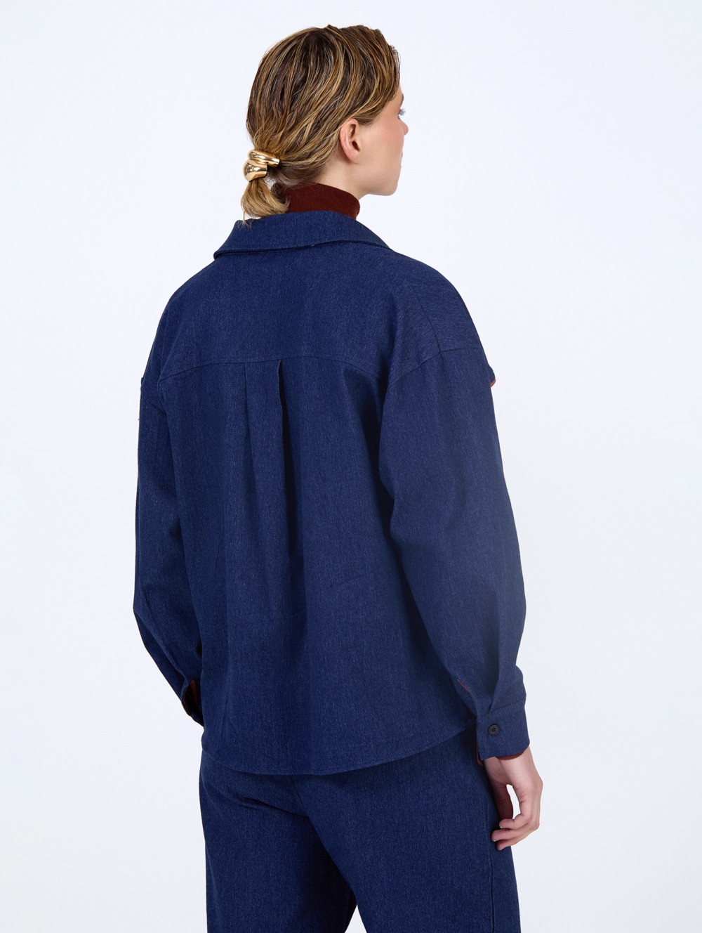 Denim shirt with piping 5