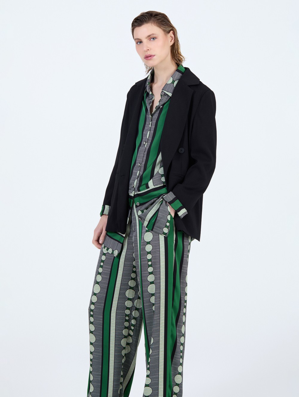 Pantalón estampado círculos 4