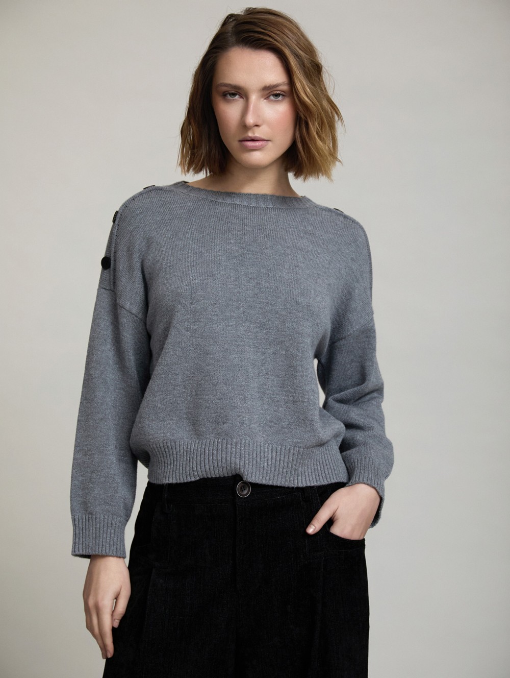 Soft knit sweater with buttons