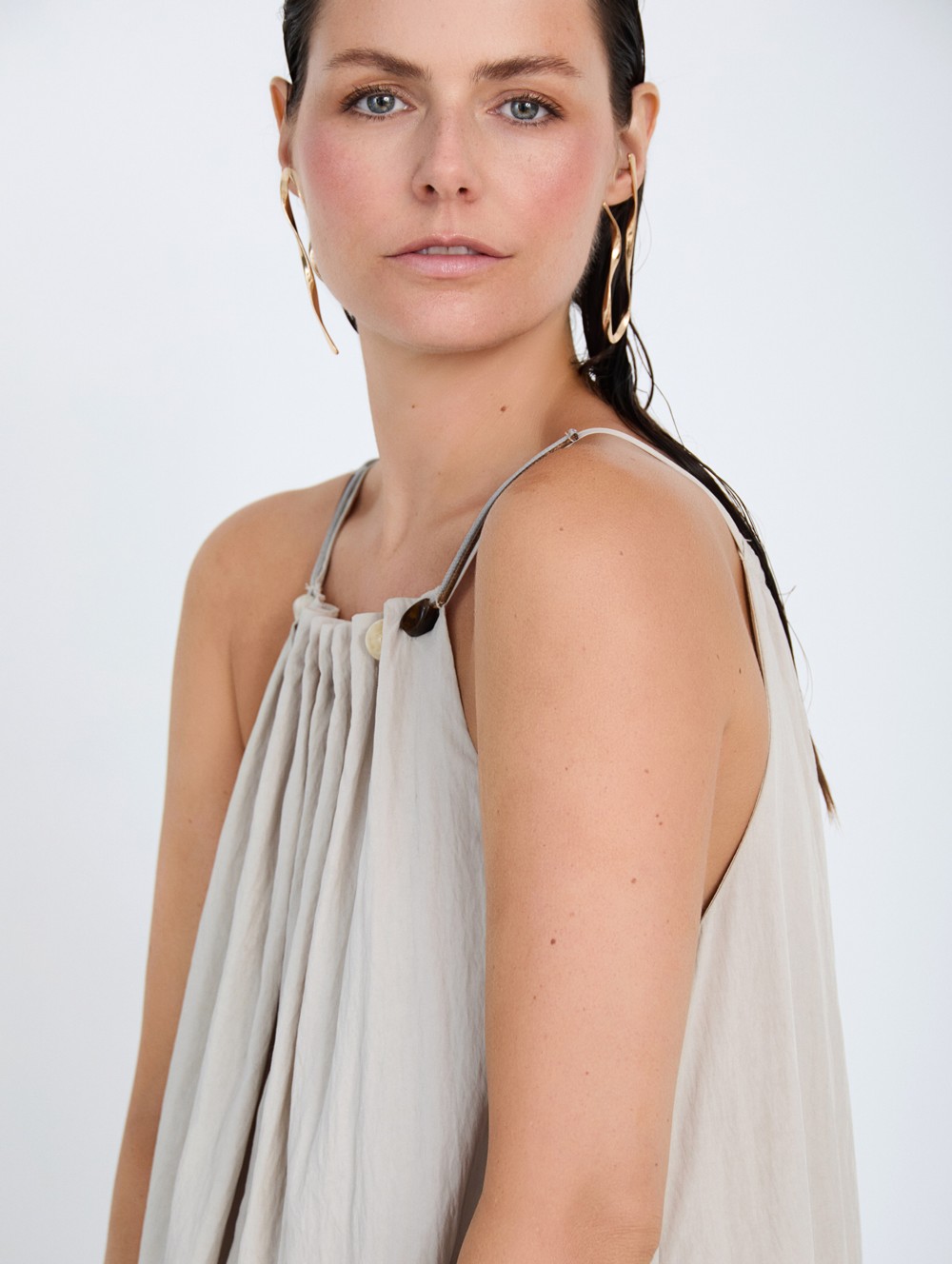 Flowing Dress with Beading 2