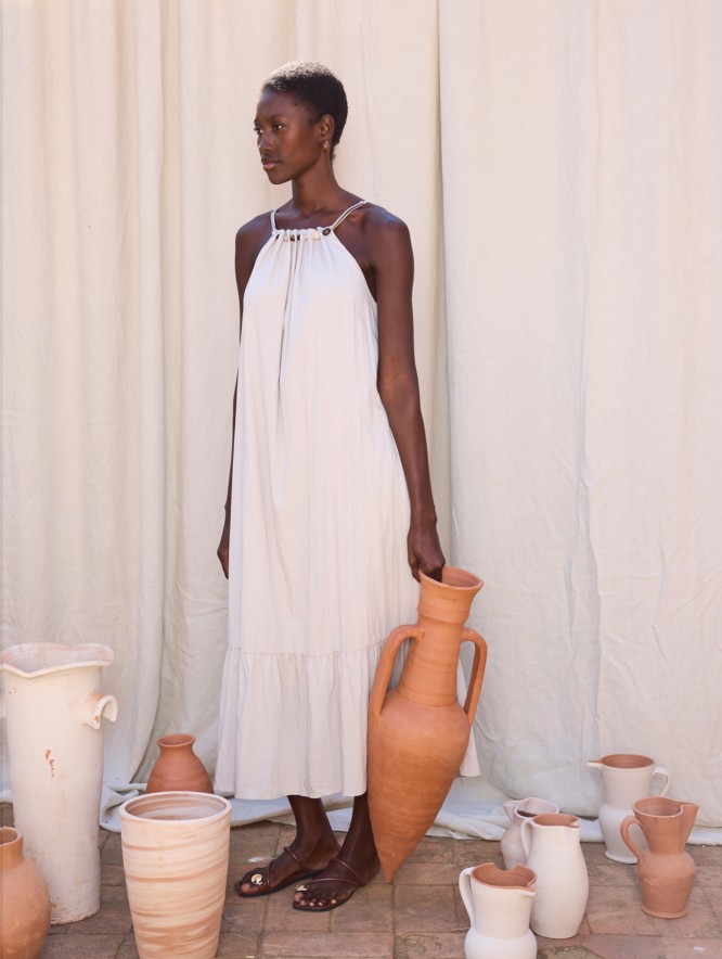 Vestido fluido perdería