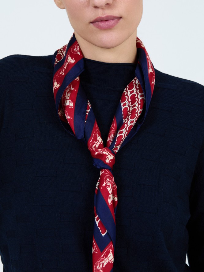 Pañuelo cuadrado satinado