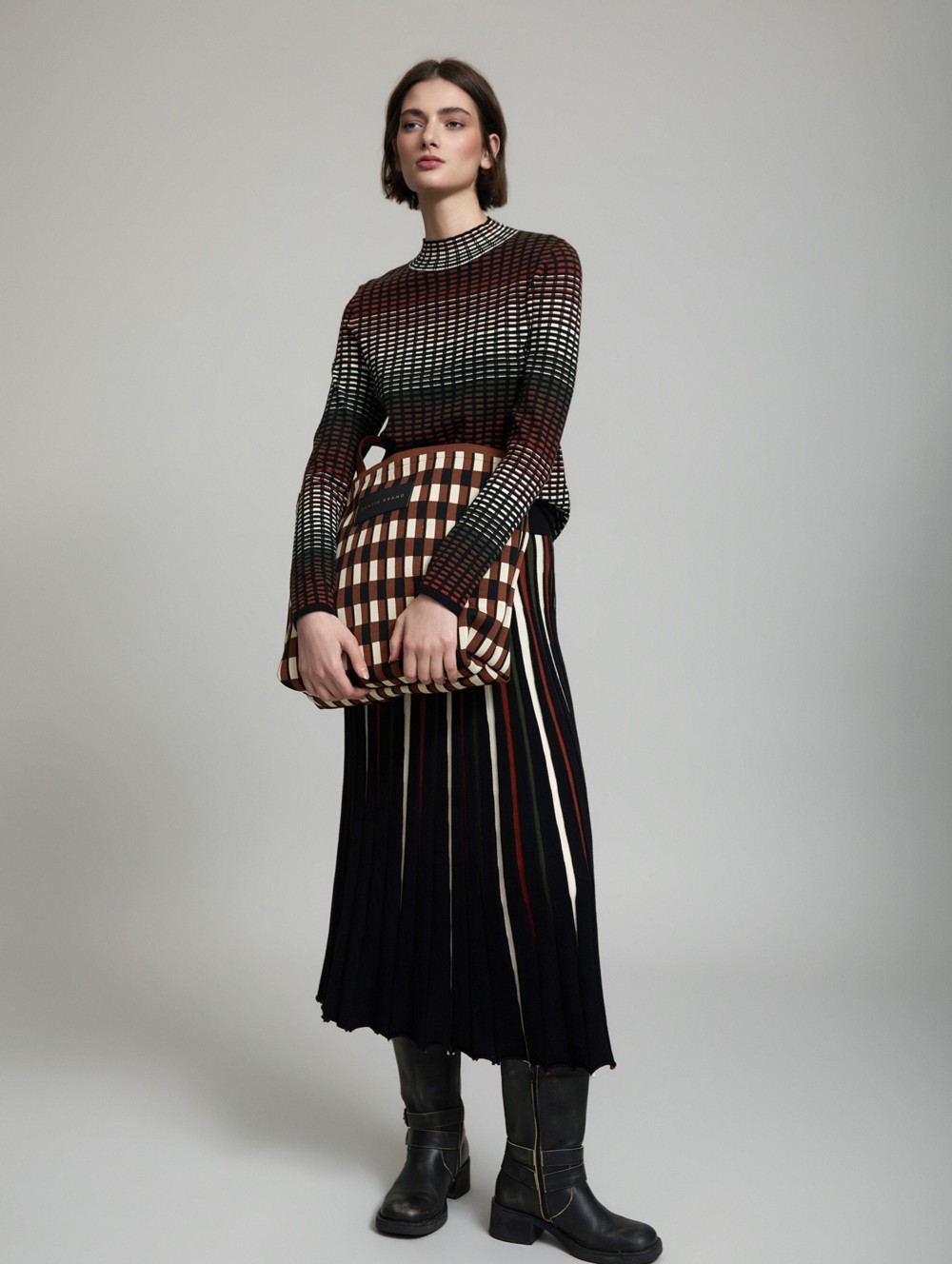 Intarsia knit sweater