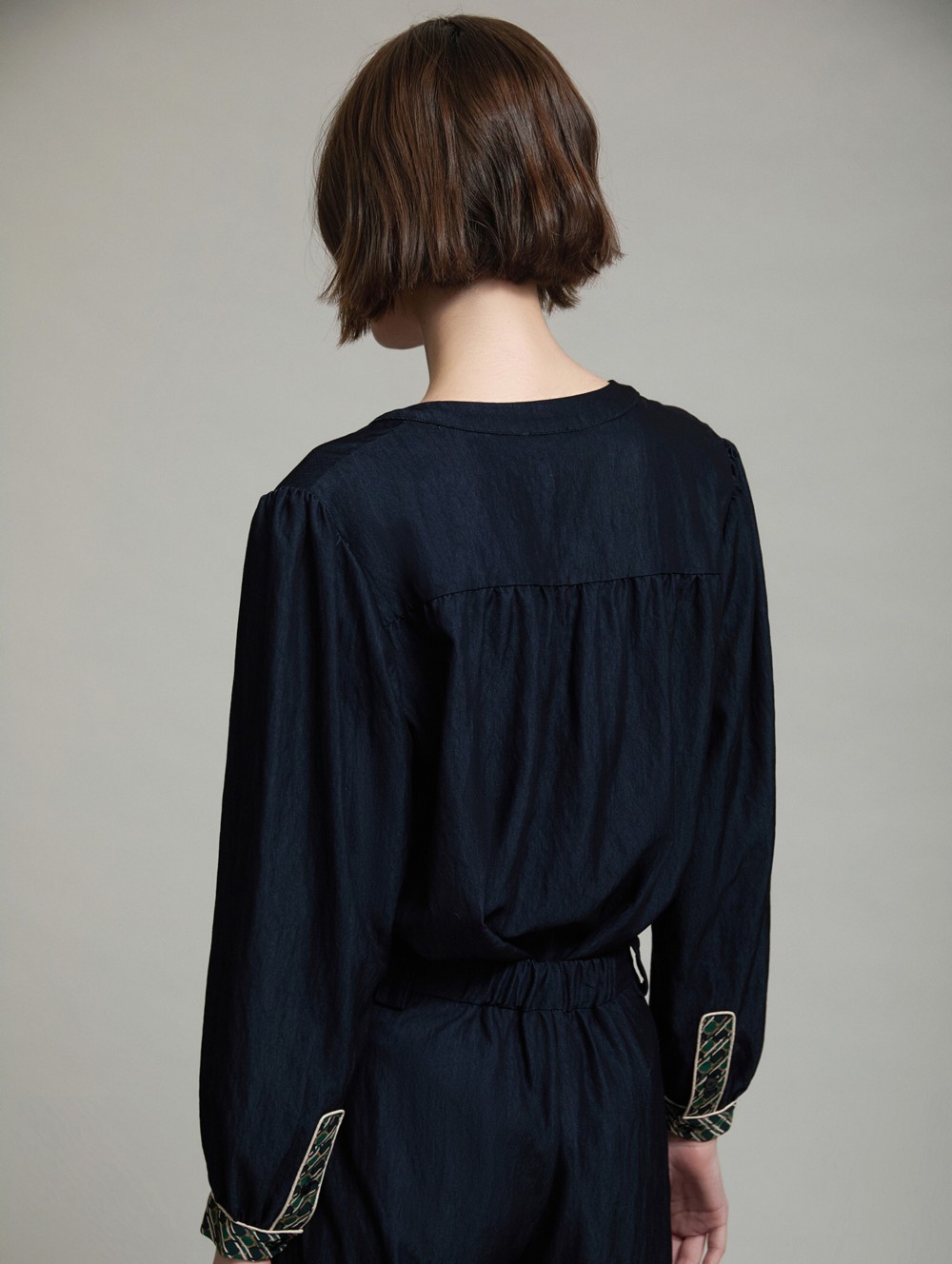 Shirt with contrast print