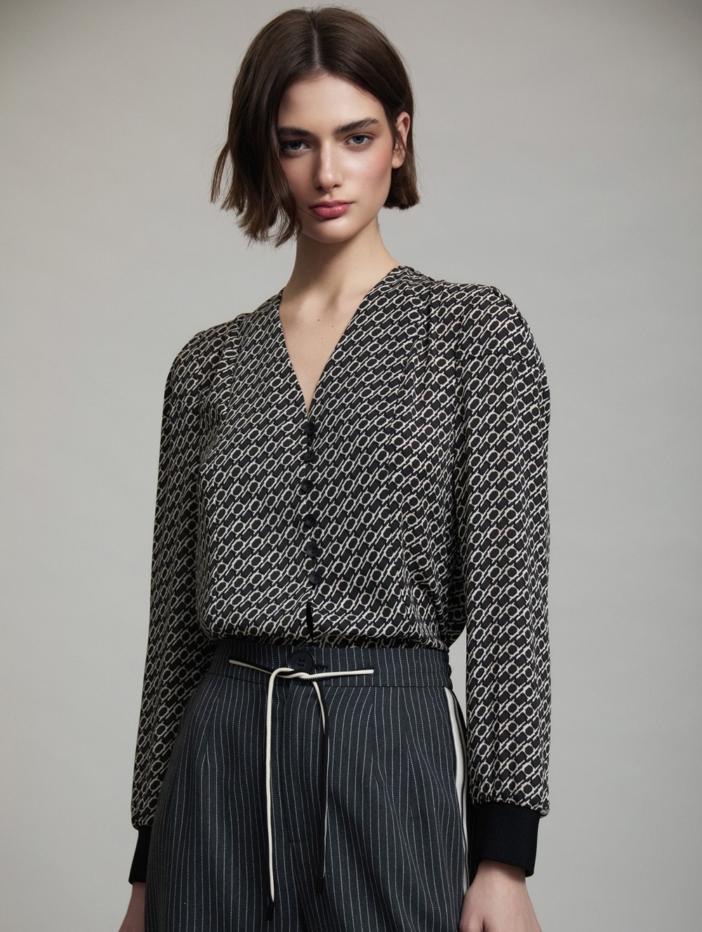 Geometric print blouse