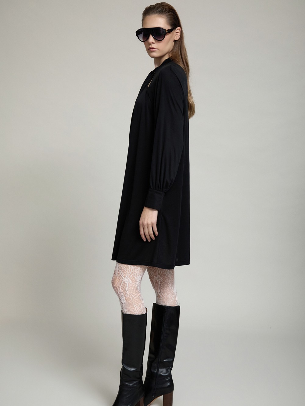 Dress with knot neck