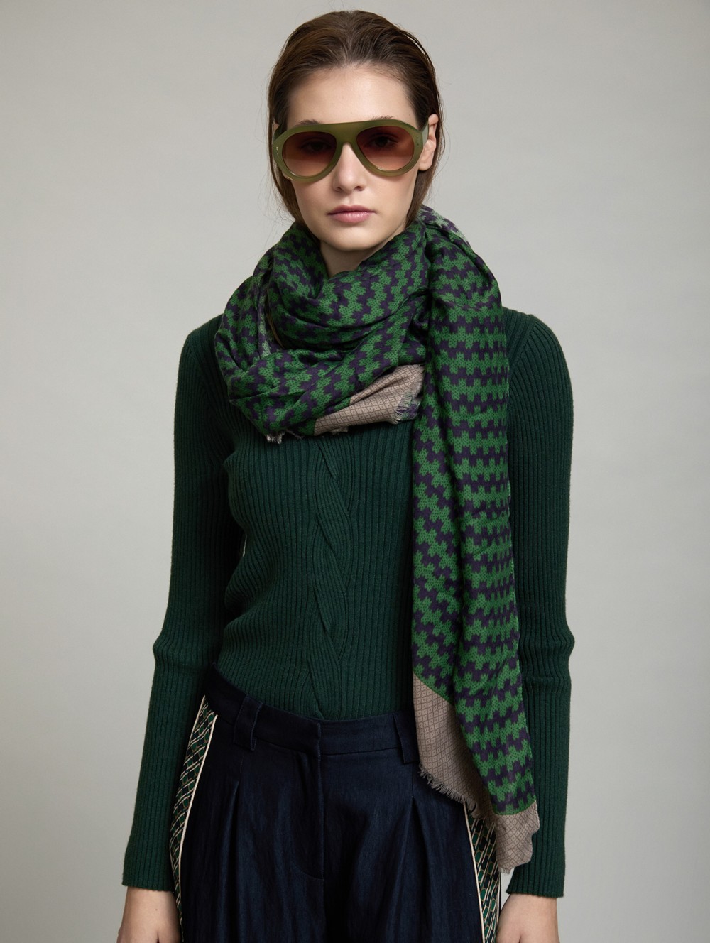 Zigzag print foulard