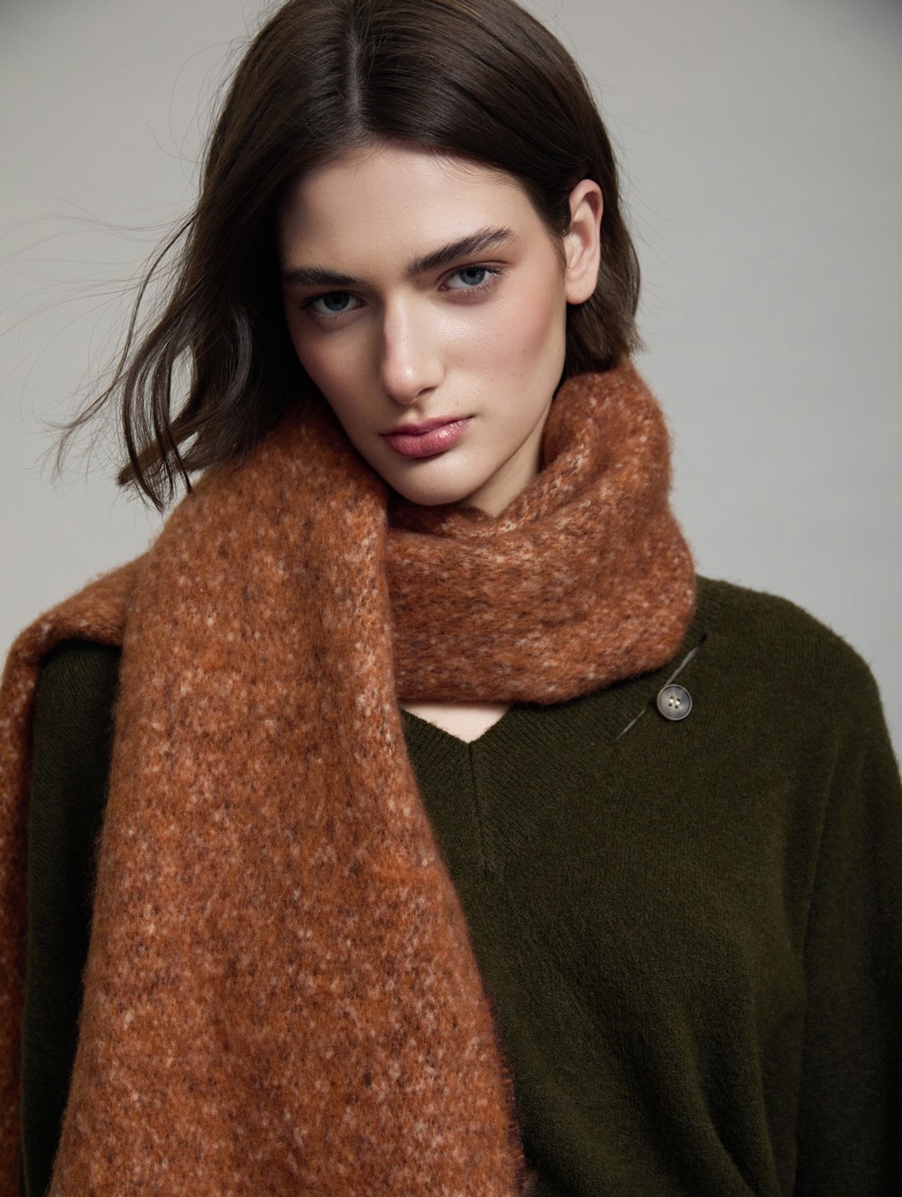 Double-face soft knit scarf