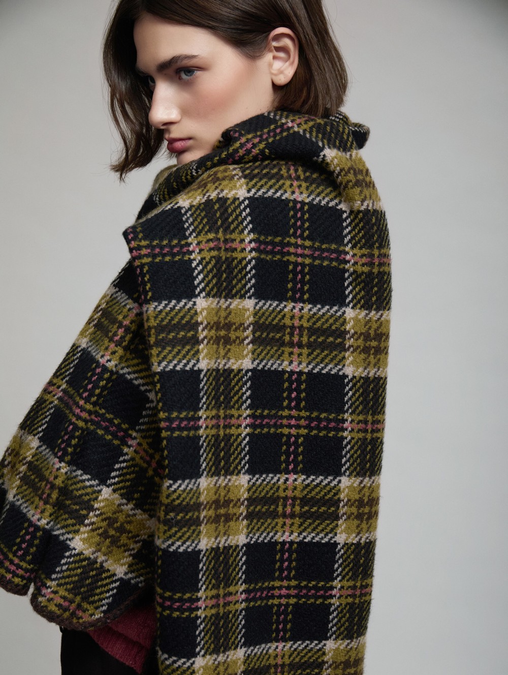 Checked jacquard knit scarf