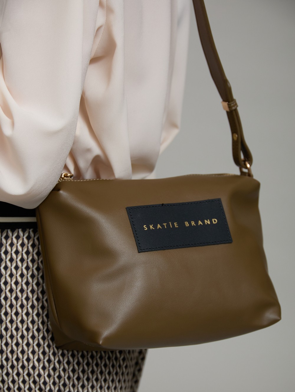 Basket tote bag