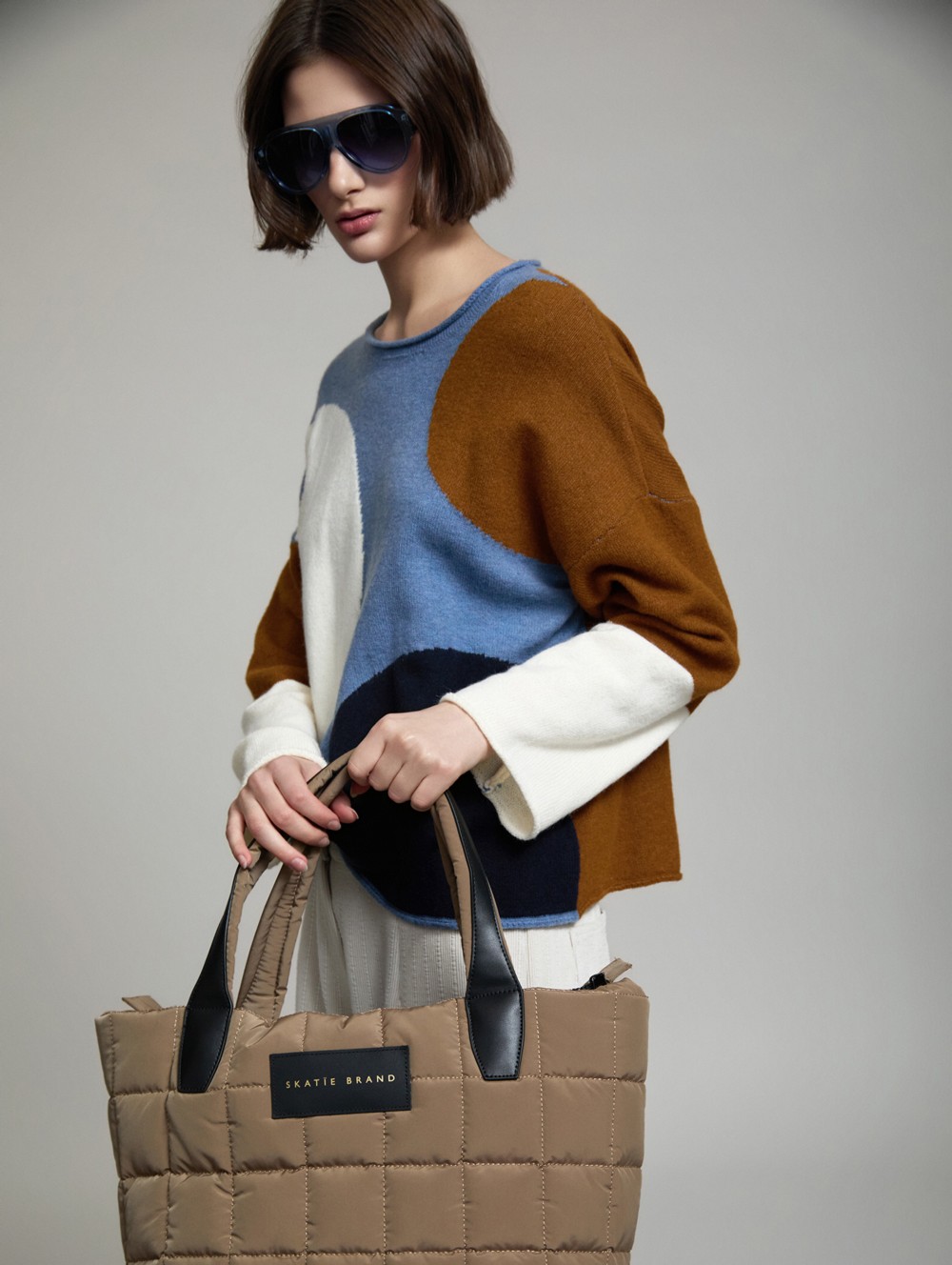 Maxi padded tote bag