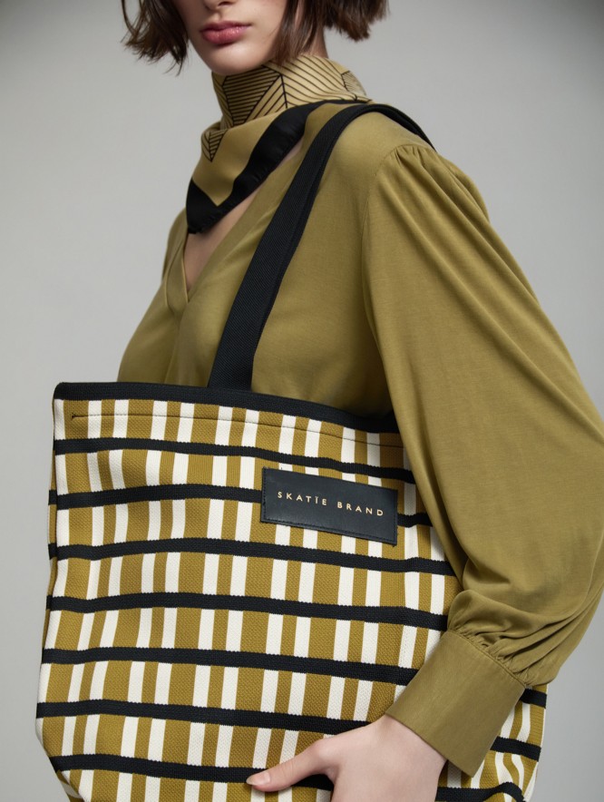Geometric jacquard tote bag