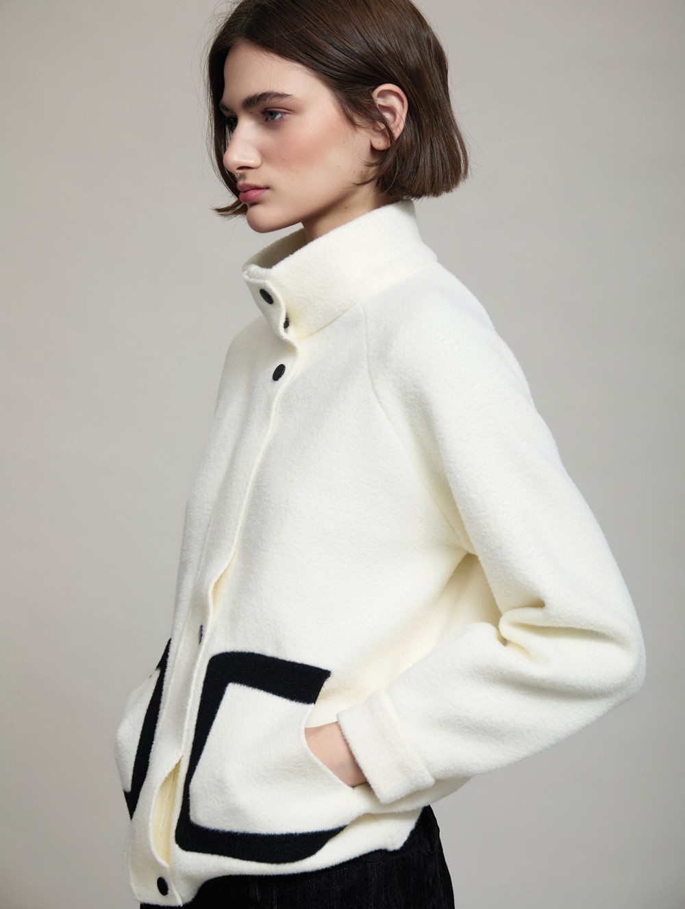 Bicolor knit bomber jacket