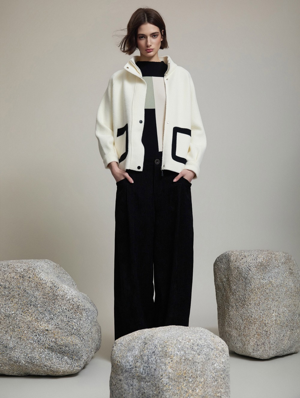 Bicolor knit bomber jacket