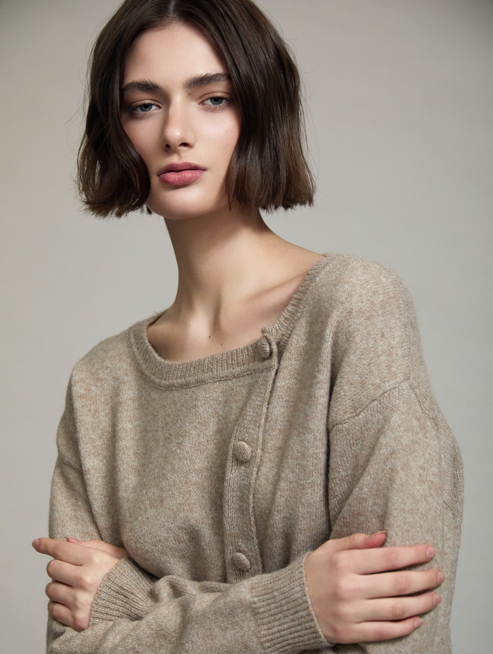 Cardigan with buttons and buckle