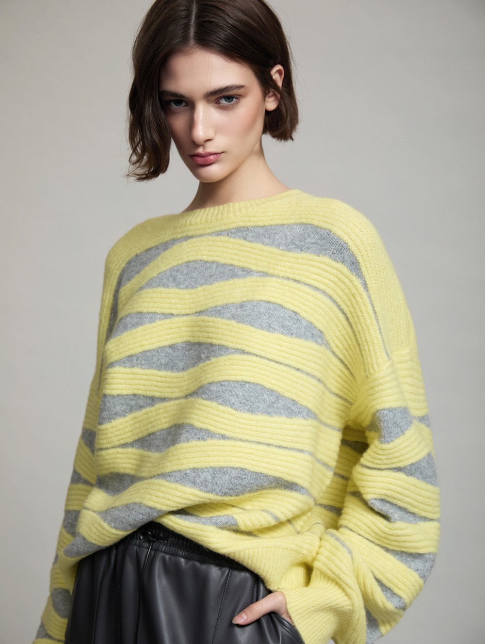 Wave intarsia knit sweater