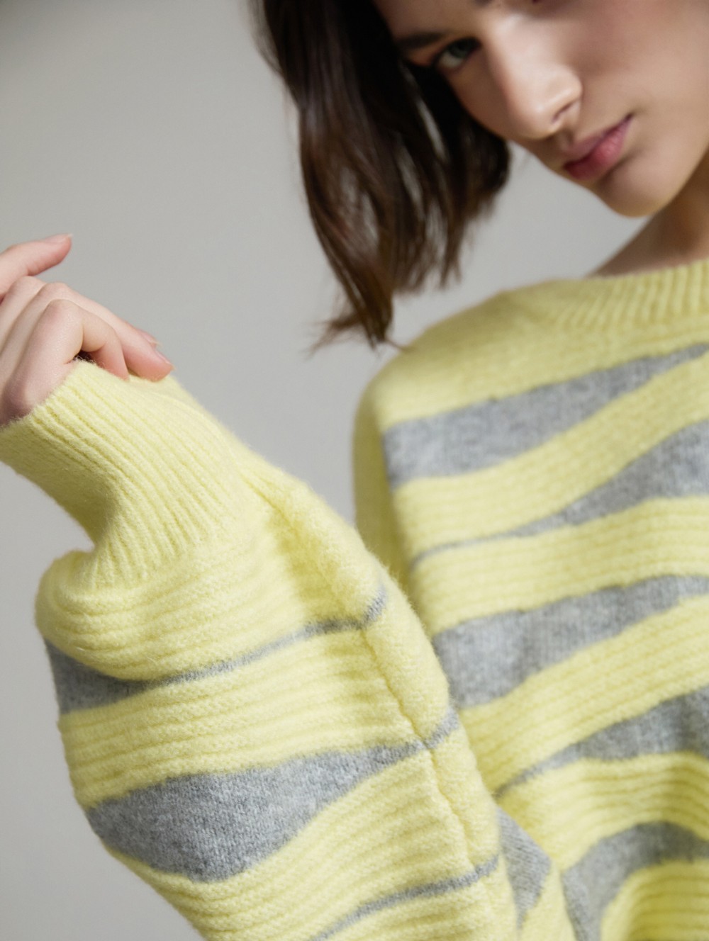 Wave intarsia knit sweater