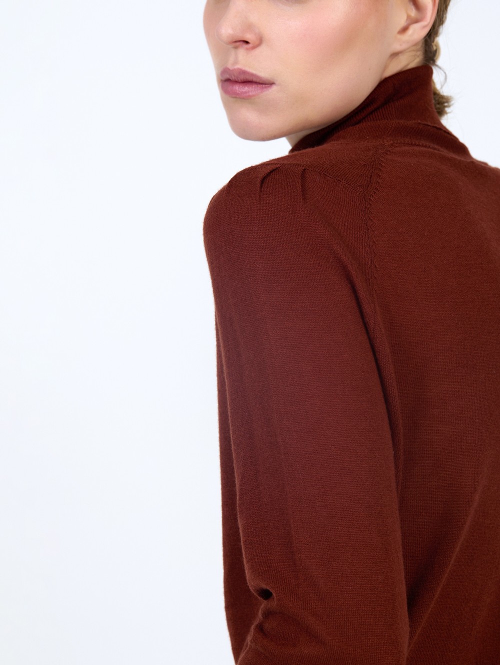 Plain knitted sweater 3