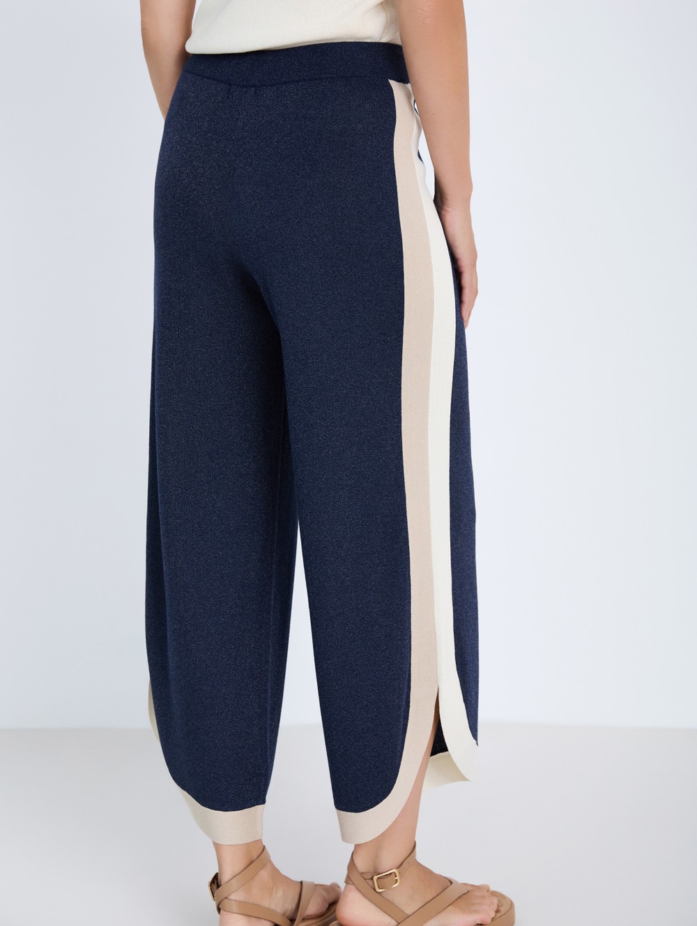 Metallic knit trousers