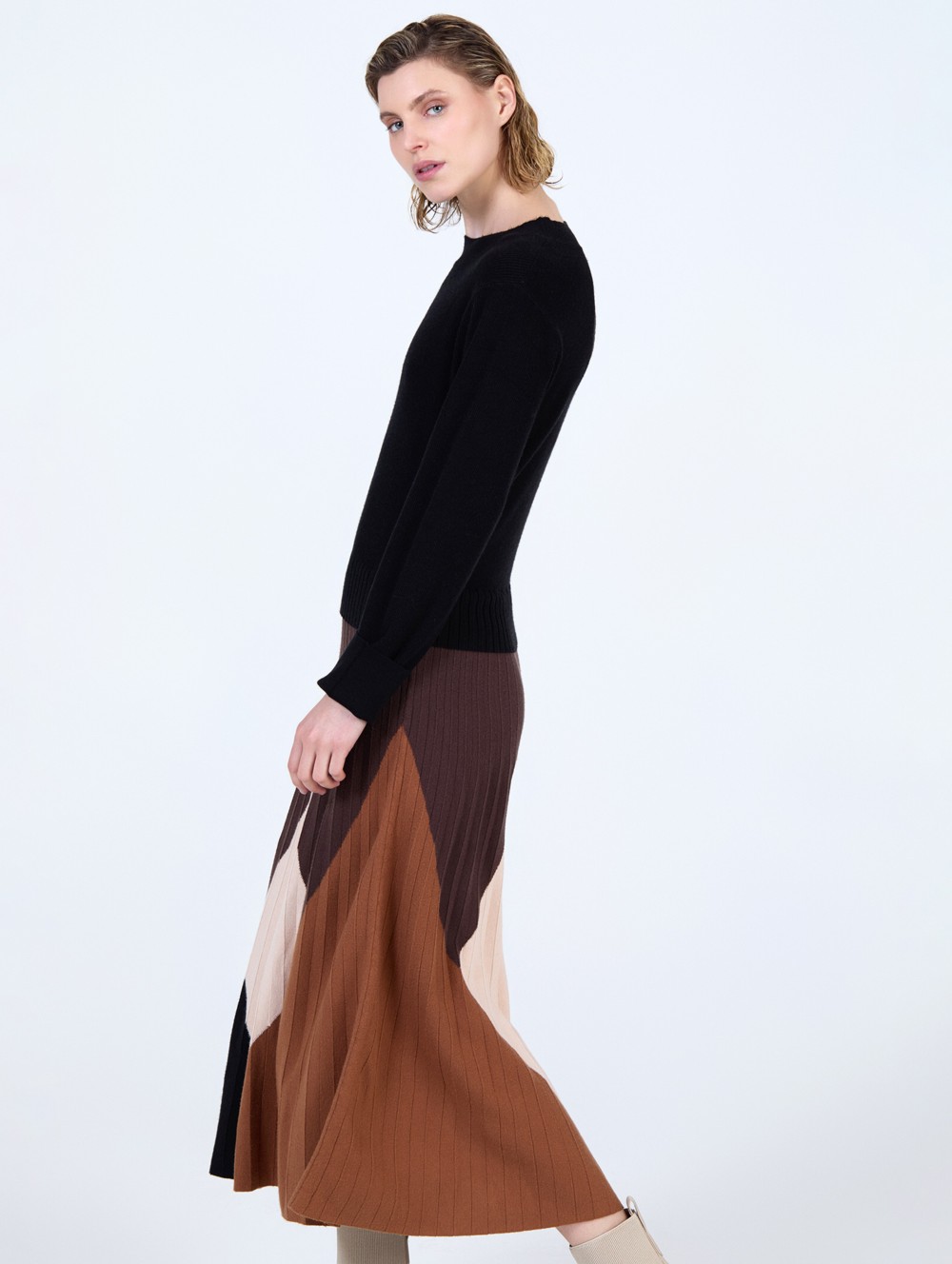 Vestido intarsia plisado 5