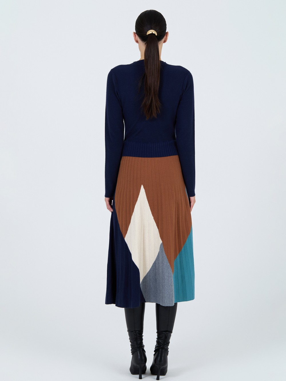 Pleated intarsia dress 1