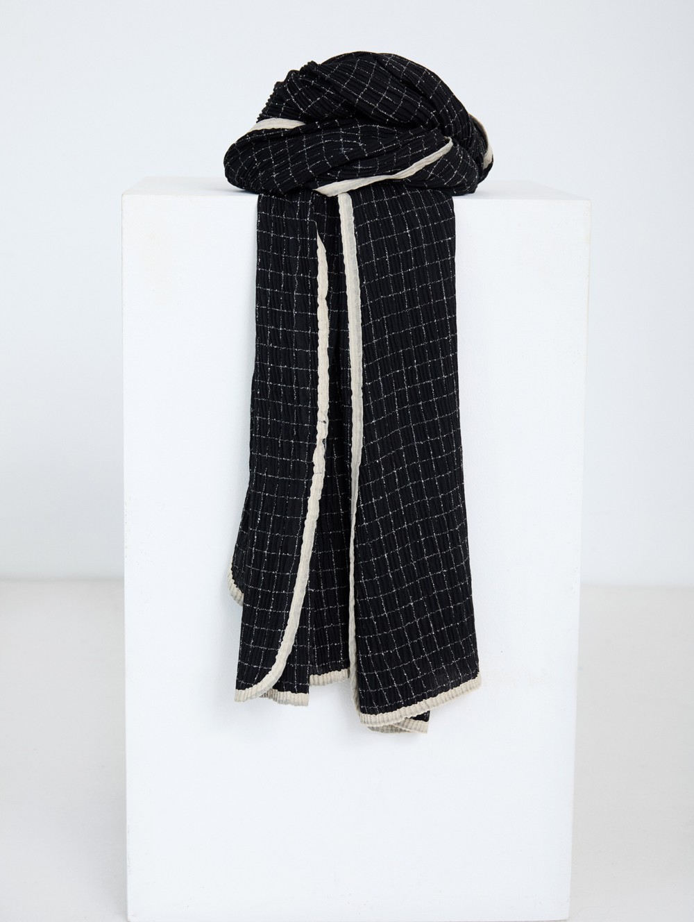 Checked print scarf