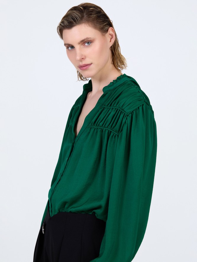 Blusa satinada frunces