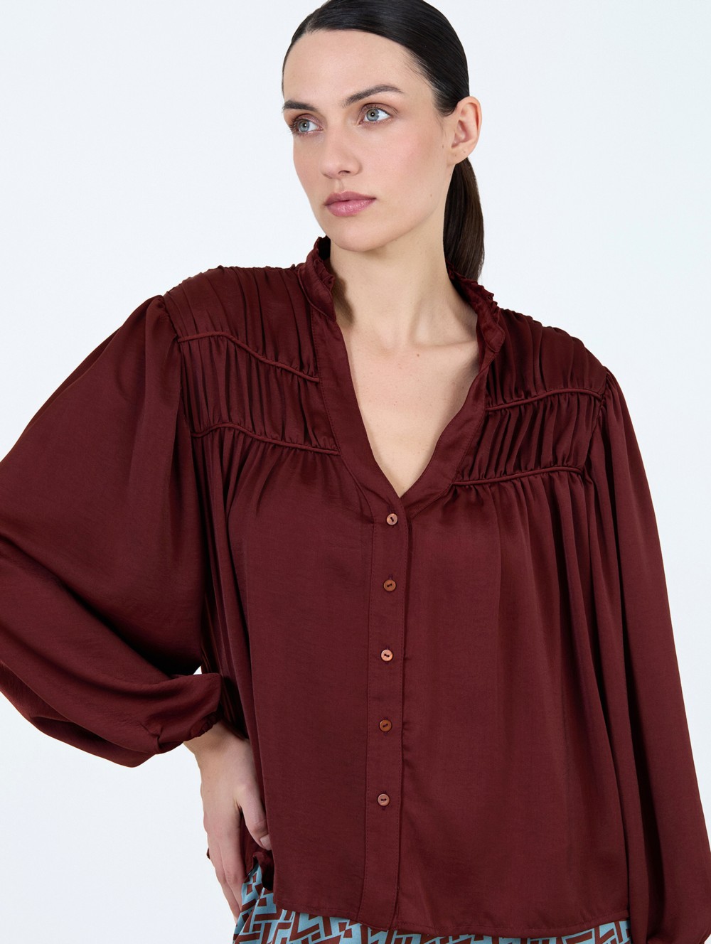 Blouse satinée froncée 2