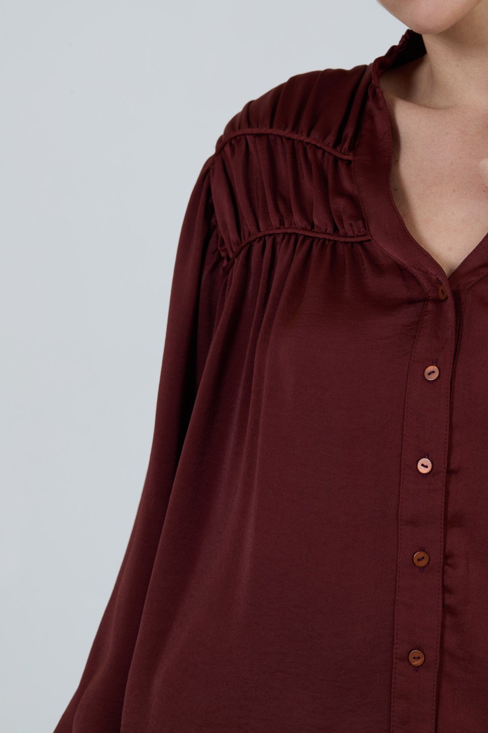 Blouse satinée froncée 3