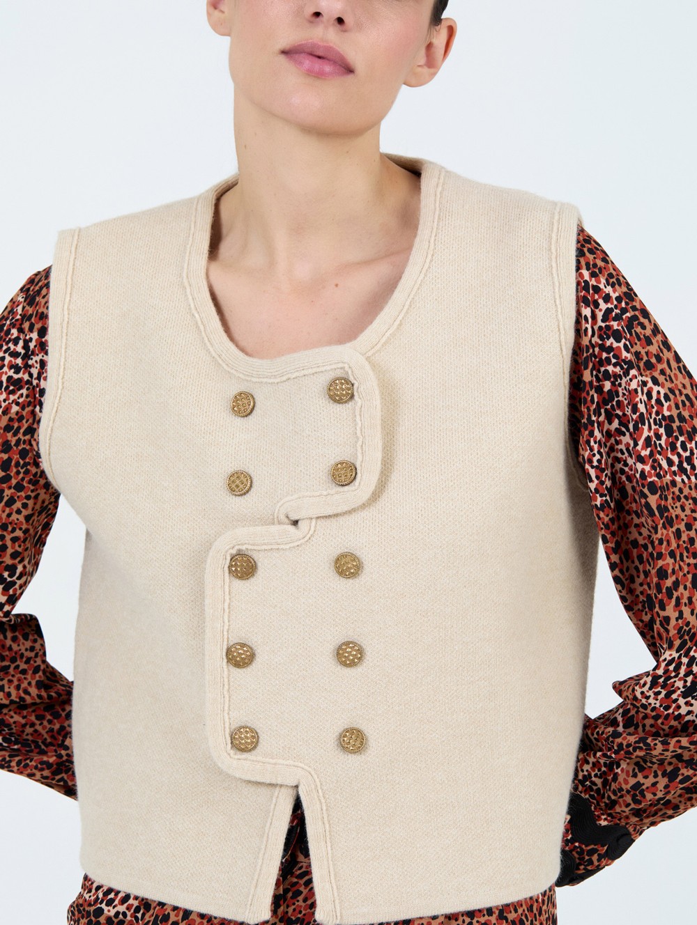 Crossover knitted waistcoat 3