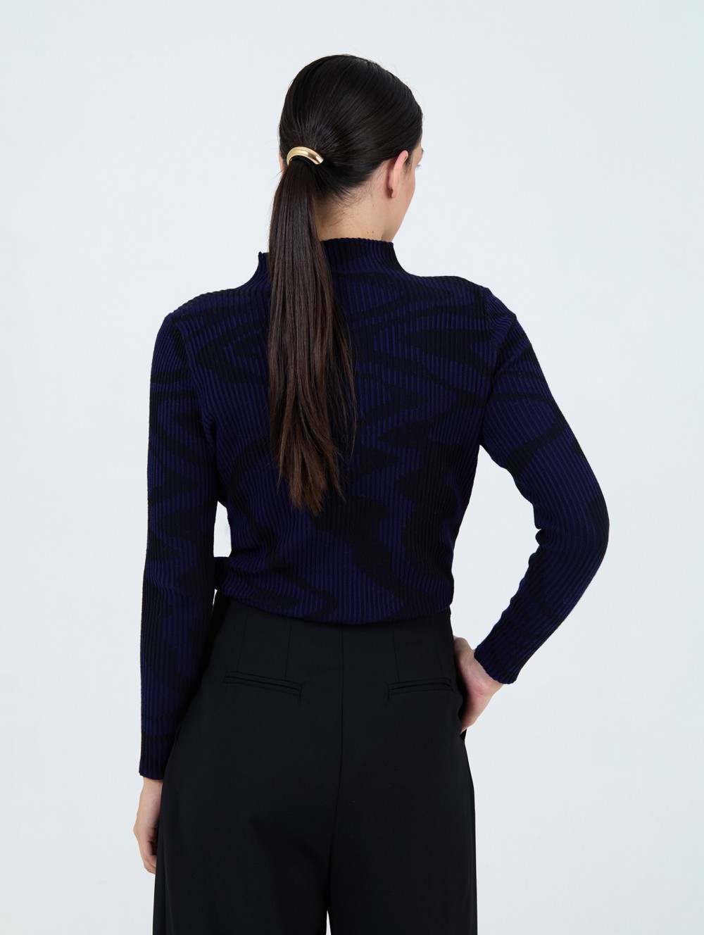 Pull à vagues vanisées 4