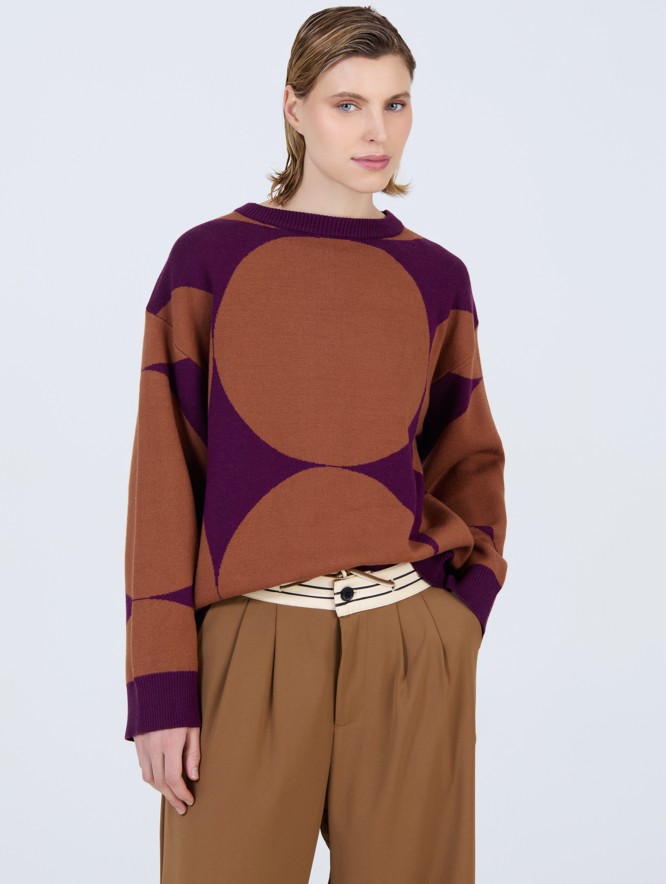 Jacquard sweater with circles