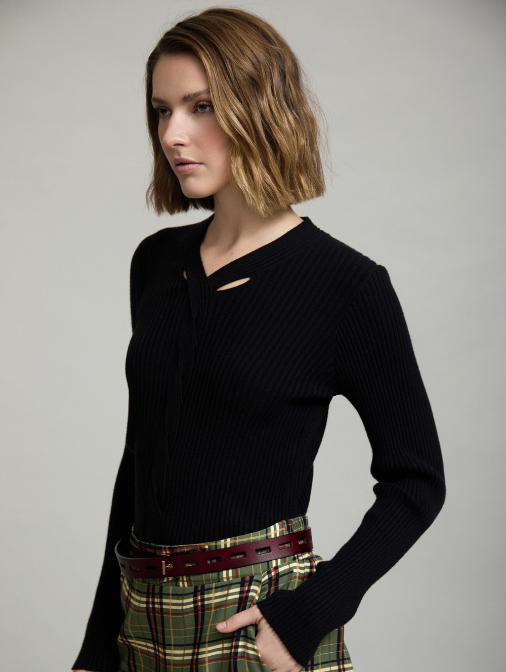 Ribbed braid-detail sweater