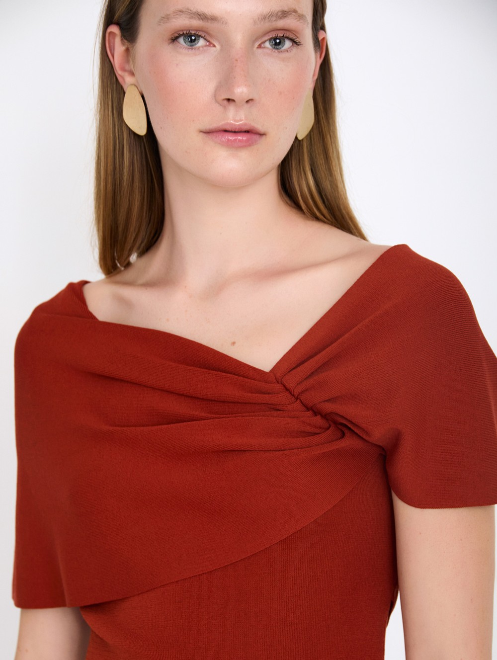 Asymmetric Knit Top 4