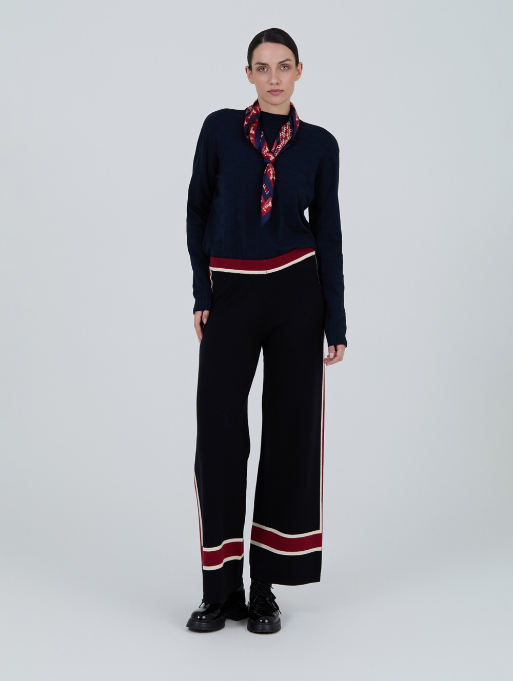 Pantalón punto rayas 4
