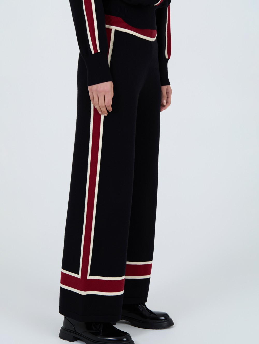 Pantalón punto rayas 6